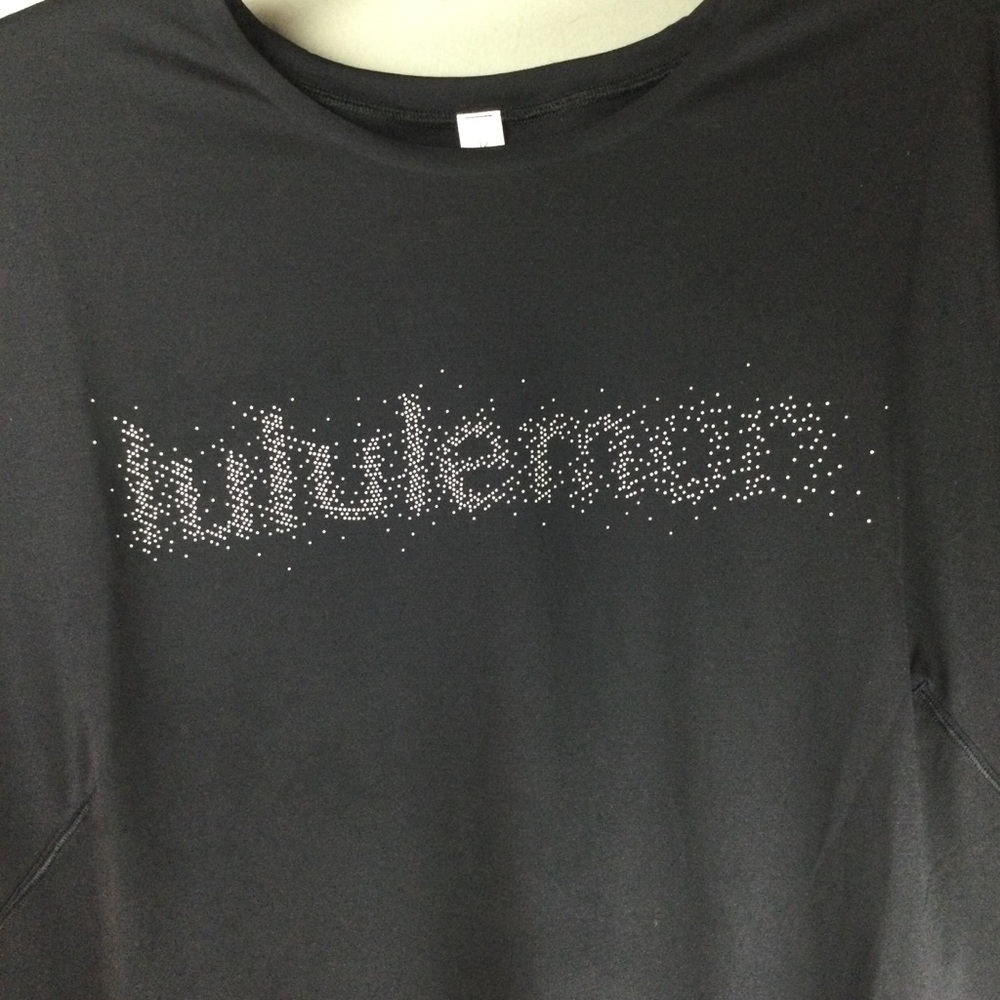 Lululemon Ultralight Reflective Split Back Short … - image 7